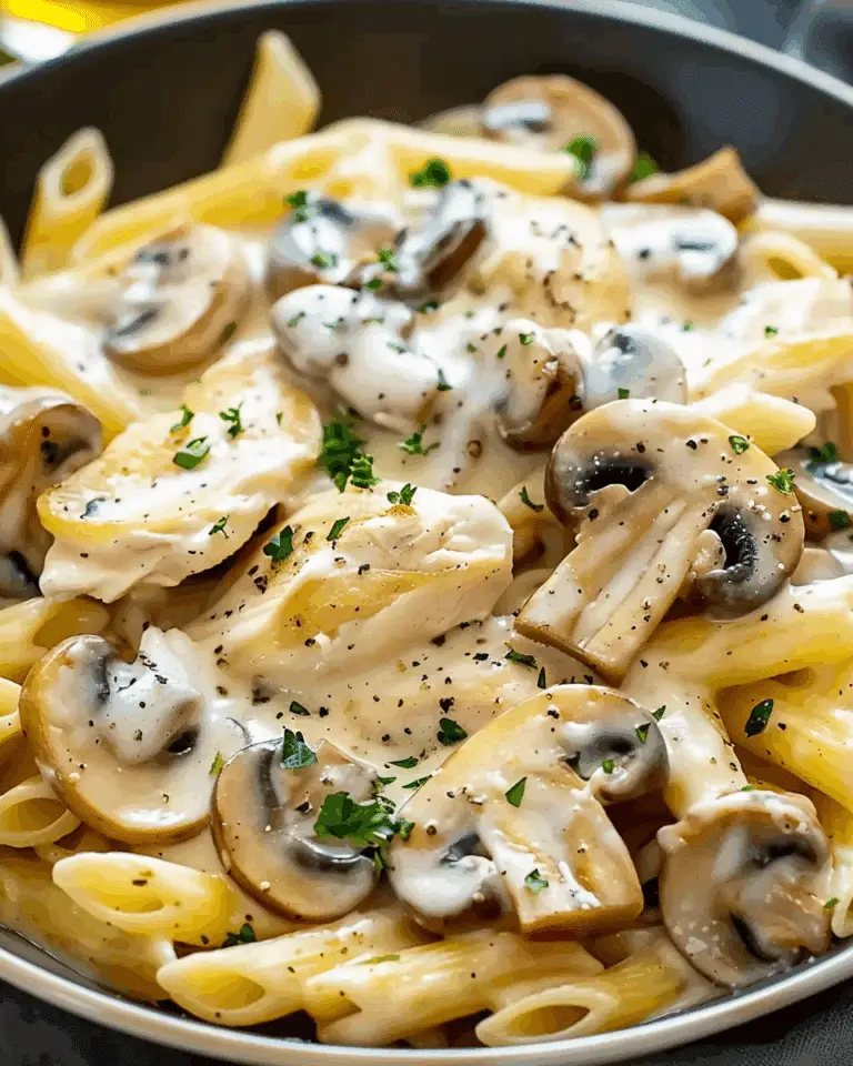 Heavenly Chicken and Mushroom Pasta with a Silky Cream Sauce